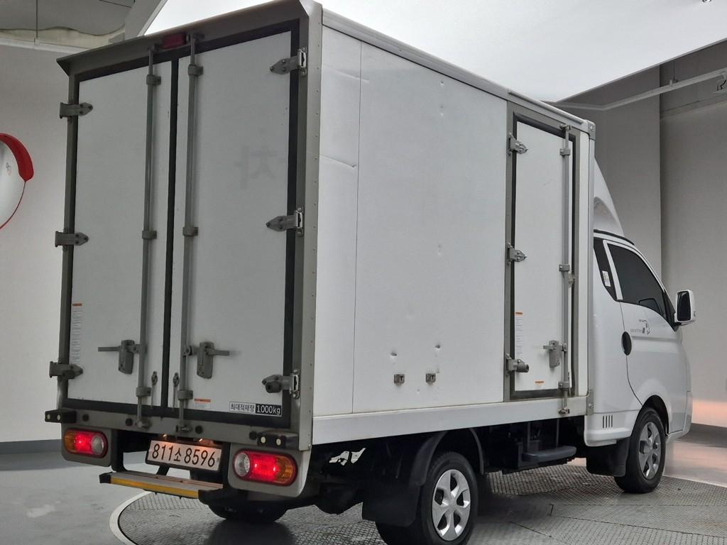 Hyundai Porter II LPG Super Cab LPG High Fixed Floor Long Wheelbase Super Cab 4