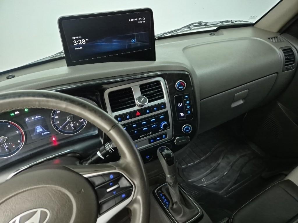 Hyundai Porter II LPG Super Cab LPG High Fixed Floor Long Wheelbase Super Cab 10