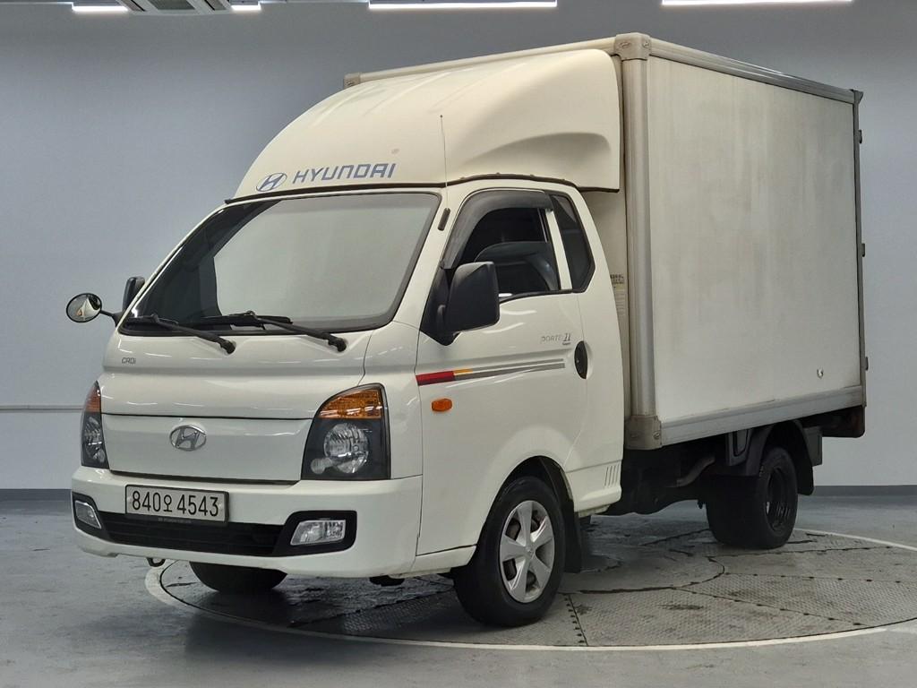 Hyundai Porter II Super Cab High Fixed Floor Long Wheelbase Super Cab