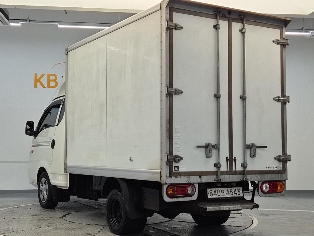 Hyundai Porter II Super Cab High Fixed Floor Long Wheelbase Super Cab 3