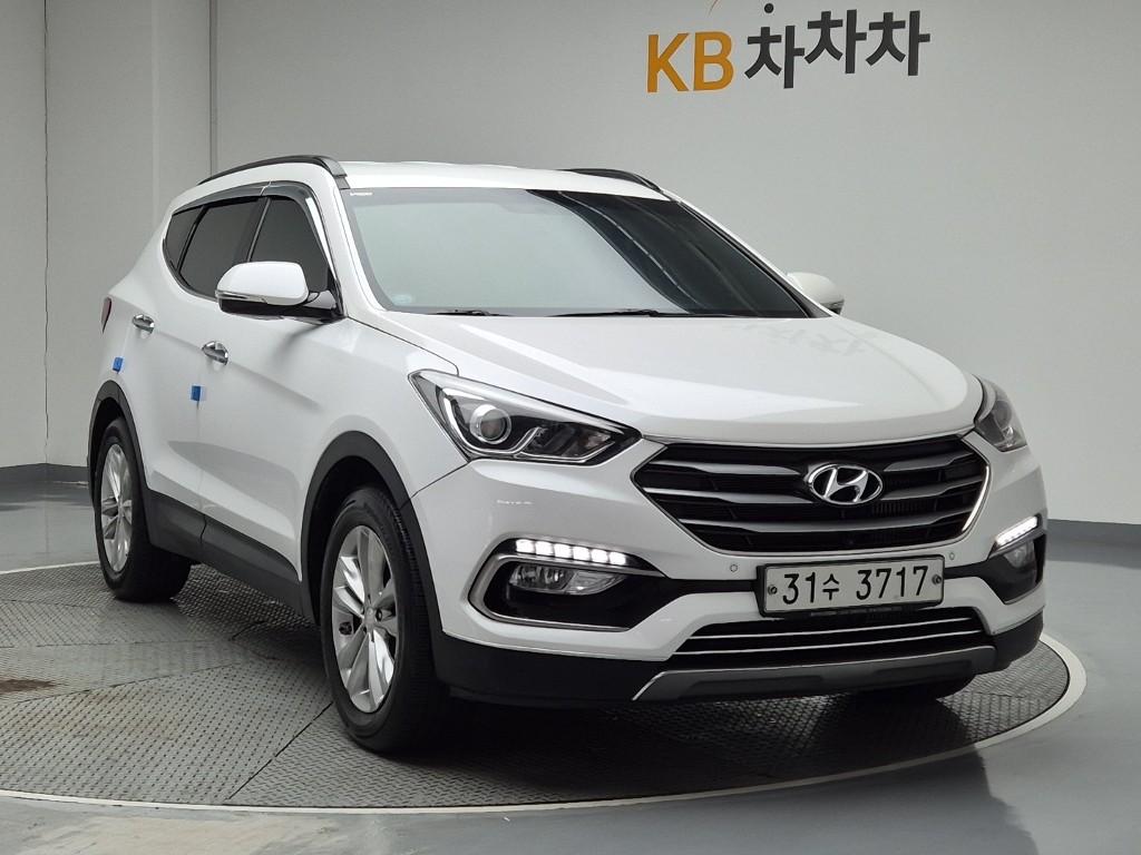 Hyundai Santa Fe 2018 photo 4