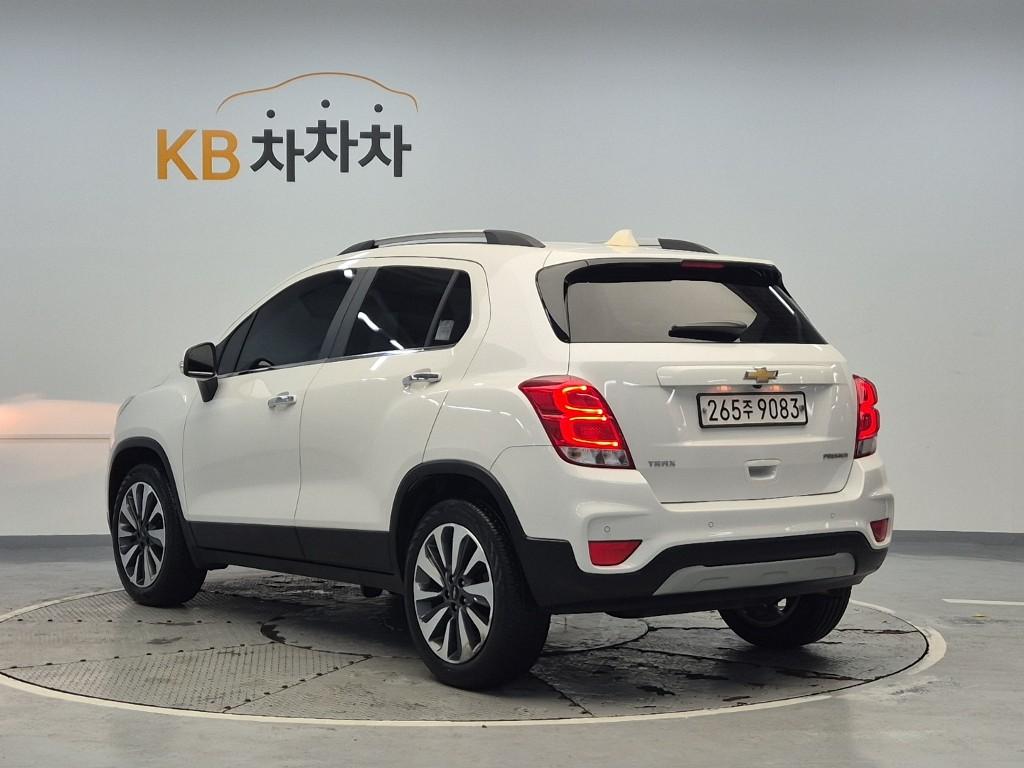 Chevrolet Trax 2020 photo 2