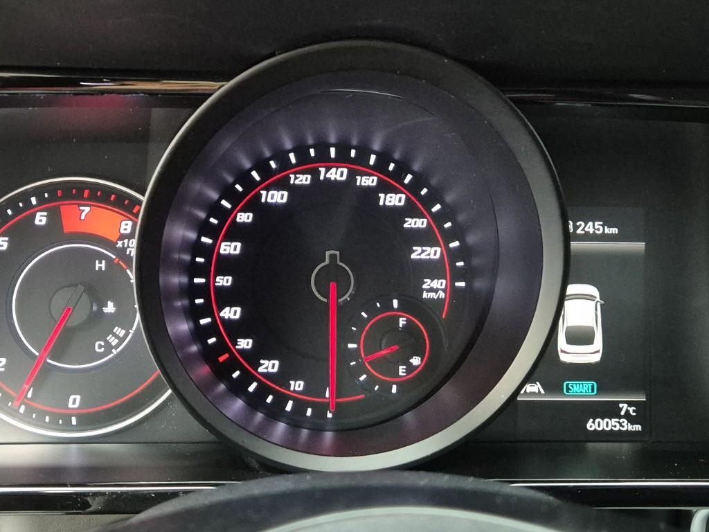 Hyundai Avante CN7 Modern Smart Stream 1.6 Gasoline 7