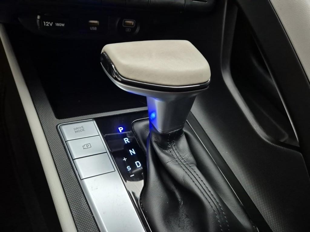 Hyundai Avante CN7 Modern Smart Stream 1.6 Gasoline 9