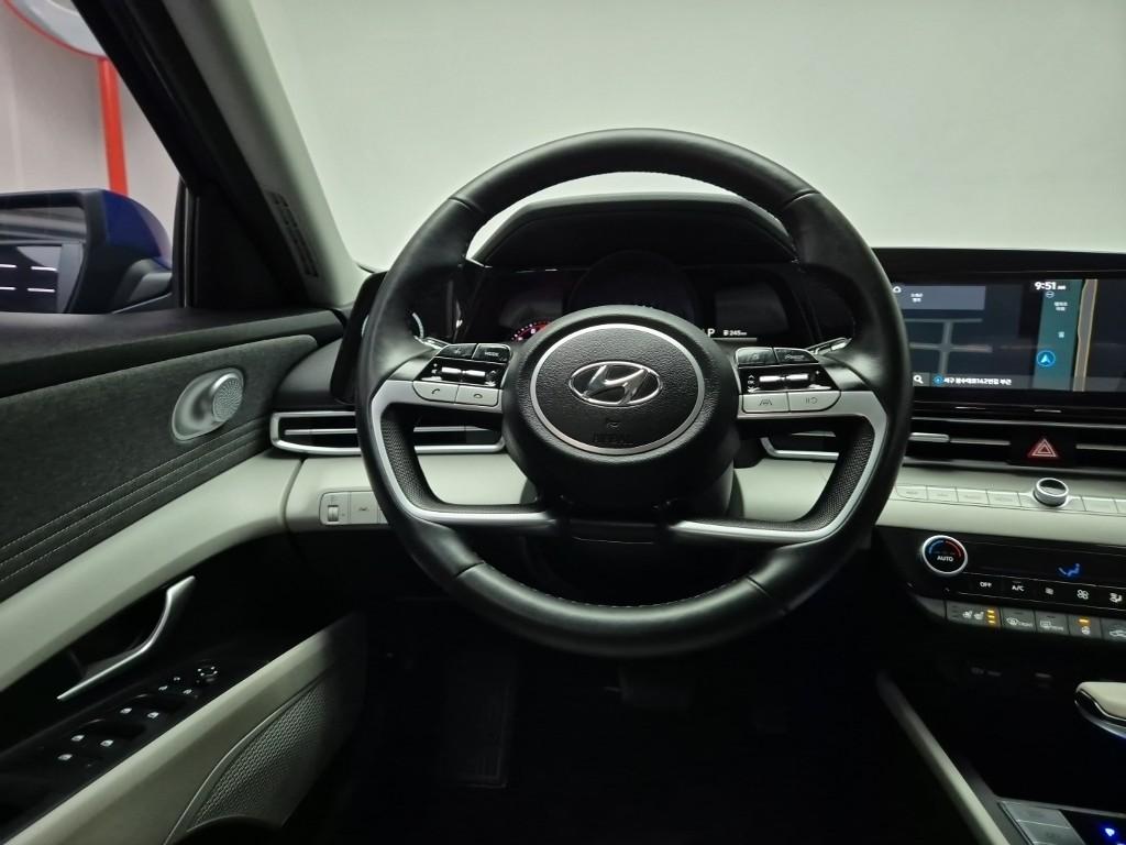 Hyundai Avante CN7 Modern Smart Stream 1.6 Gasoline 10