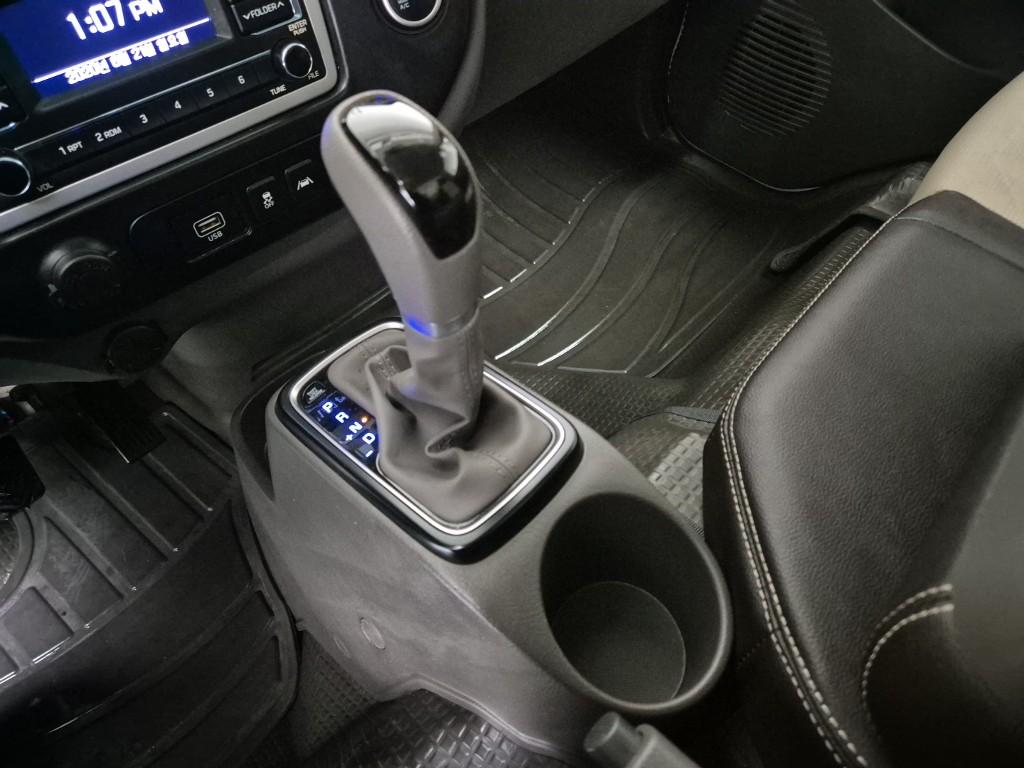 Hyundai Porter II Standard Cab LPG Long Wheelbase Standard Cab 8