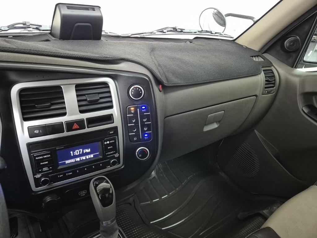 Hyundai Porter II Standard Cab LPG Long Wheelbase Standard Cab 10