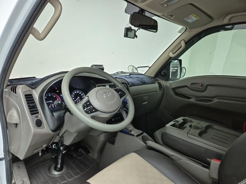 Hyundai Porter II Standard Cab LPG Long Wheelbase Standard Cab 8