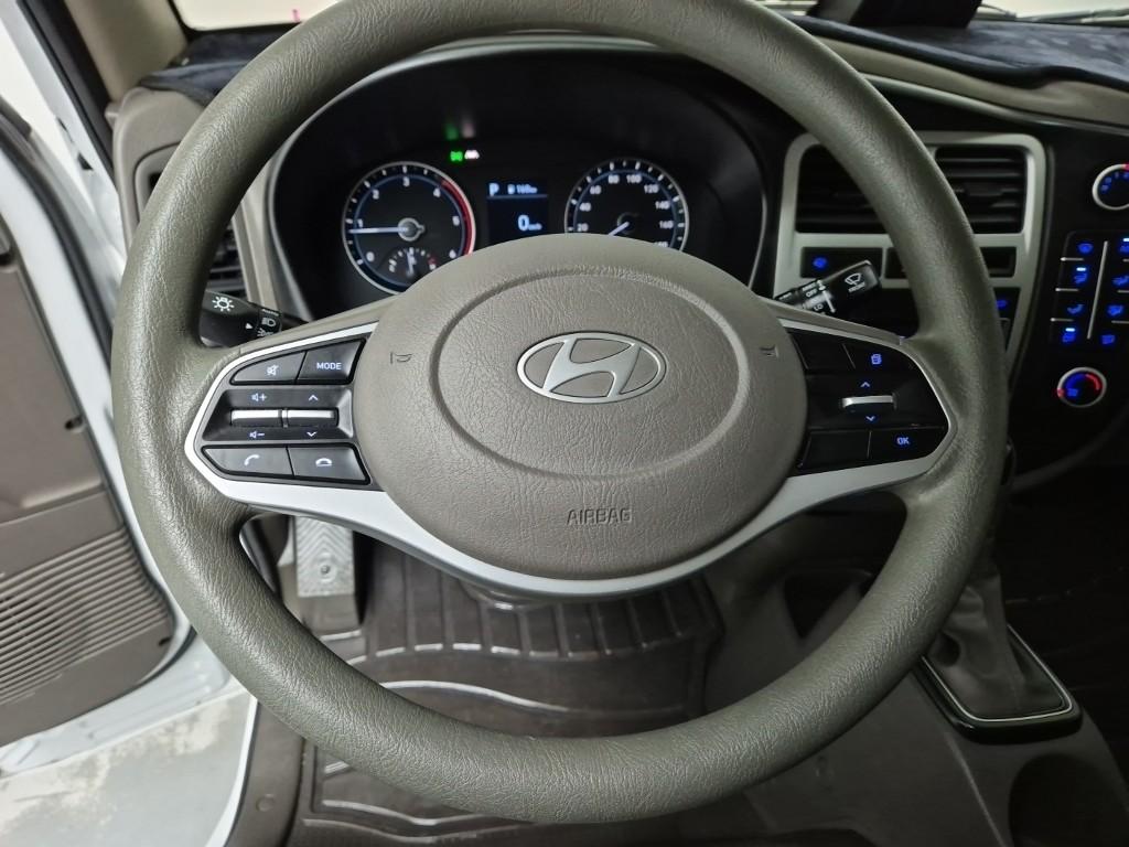 Hyundai Porter II Standard Cab LPG Long Wheelbase Standard Cab 10