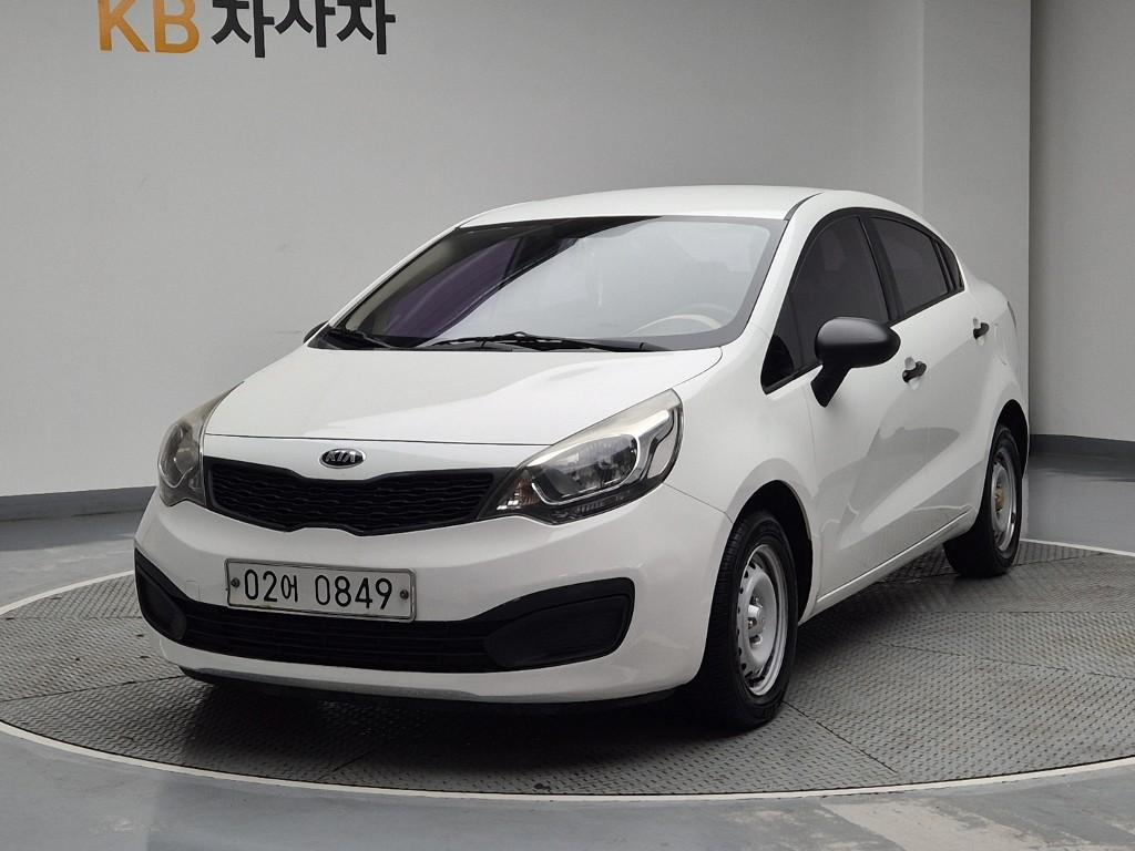 KIA All New Pride 4Door 1.4 MPI