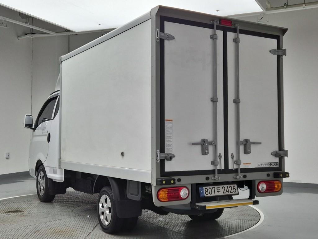 Hyundai Porter II LPG Super Cab LPG Fixed Floor Long Wheelbase Super Cab 3