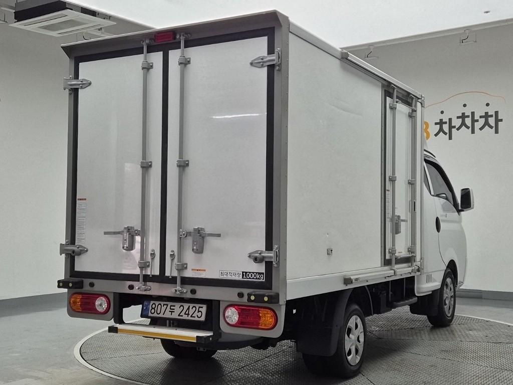 Hyundai Porter II LPG Super Cab LPG Fixed Floor Long Wheelbase Super Cab 4