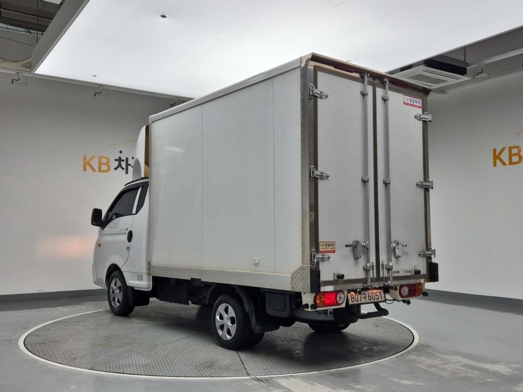 Hyundai Porter II Long Wheelbase Smart LPG Long Wheelbase Super Cab 3