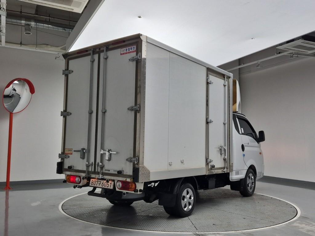 Hyundai Porter II Long Wheelbase Smart LPG Long Wheelbase Super Cab 4