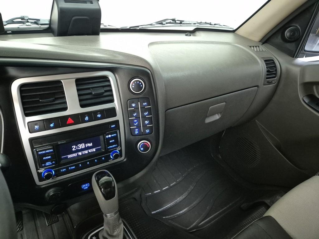 Hyundai Porter II Long Wheelbase Smart LPG Long Wheelbase Super Cab 10