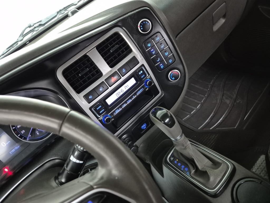 Hyundai Porter II Long Wheelbase Smart Long Wheelbase Super Cab 10