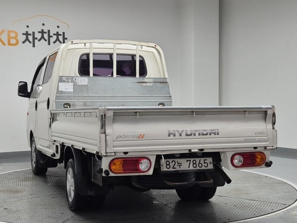 Hyundai Porter II Long Wheelbase Super Long Wheelbase Double Cab 3