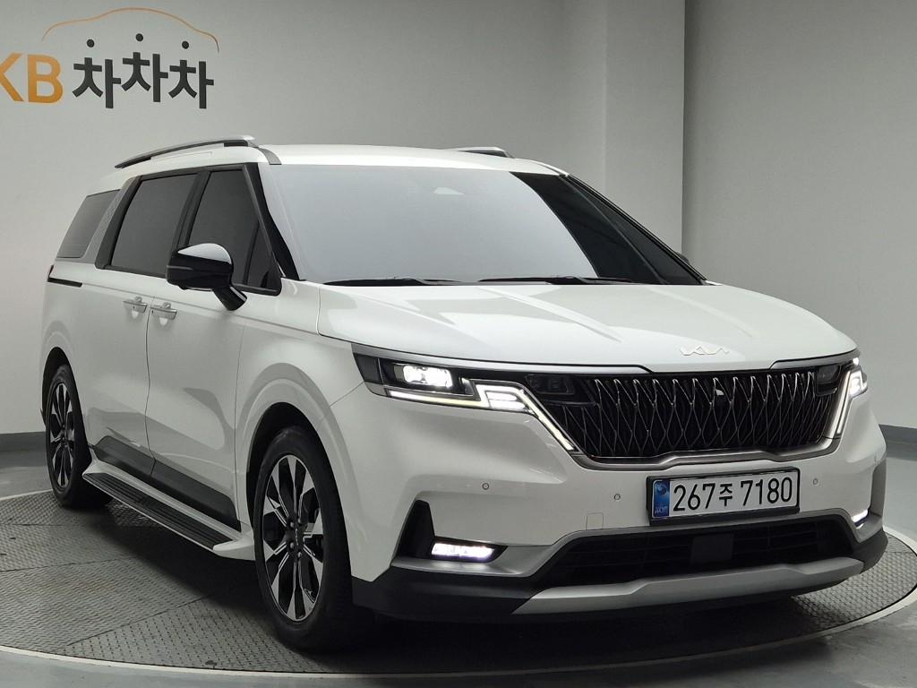 Kia Carnival 2022 photo 4