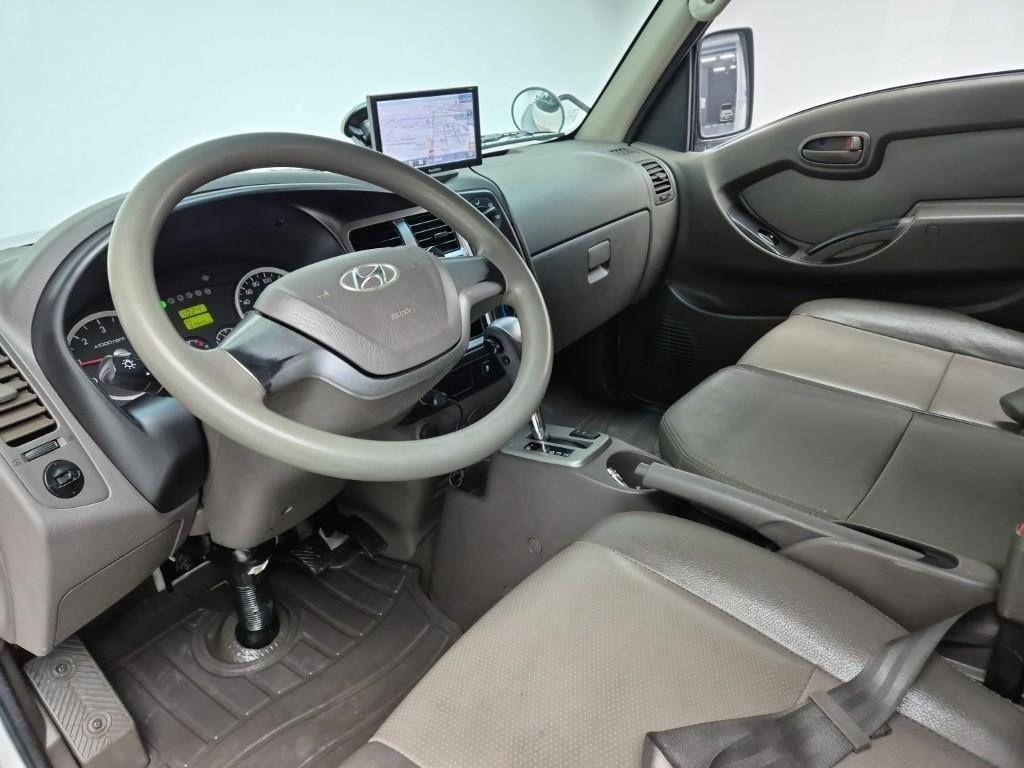 Hyundai Porter II Long Wheelbase Super Long Wheelbase Double Cab 8