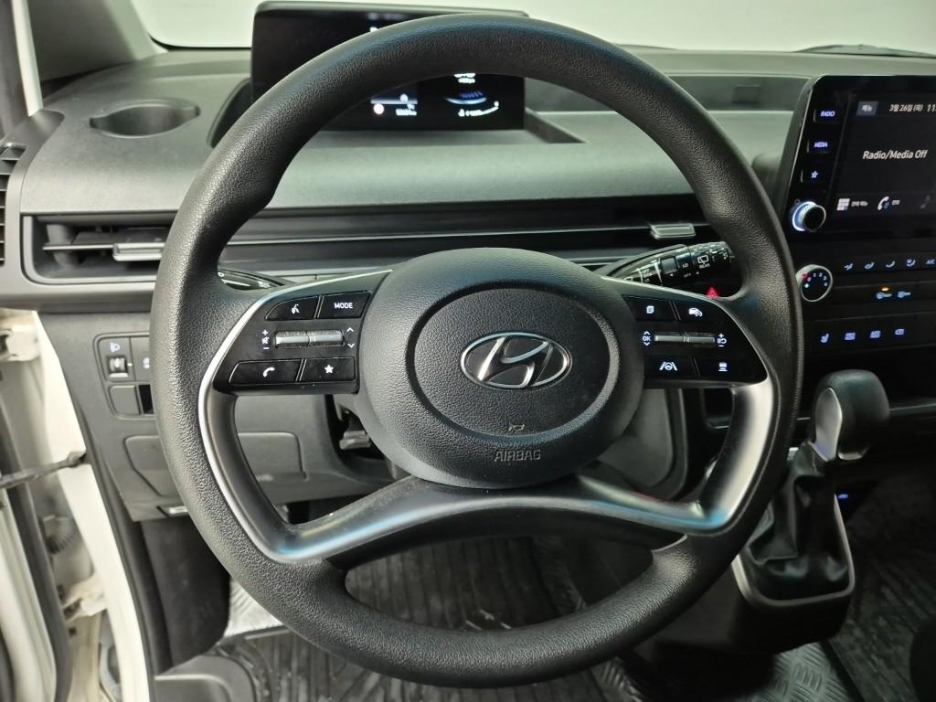 Hyundai Staria Smart Diesel 2.2 Cargo 10