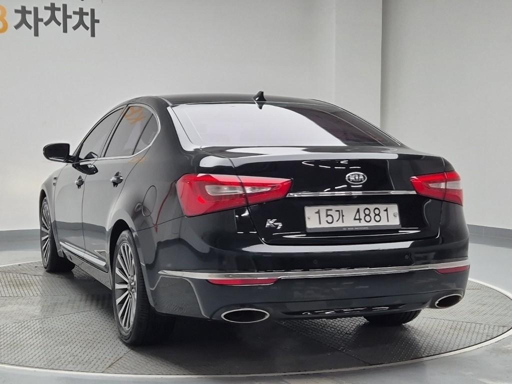 Kia K7 2013 photo 2