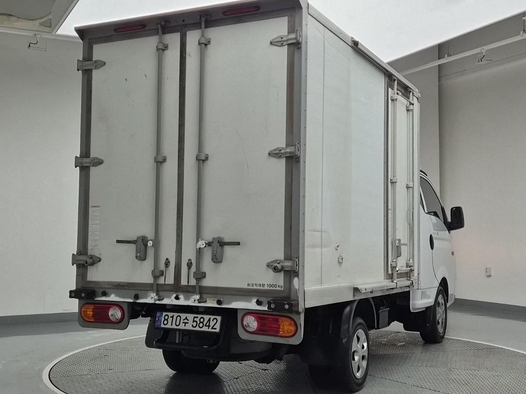 Hyundai Porter II Long Wheelbase Smart LPG Long Wheelbase Super Cab 4