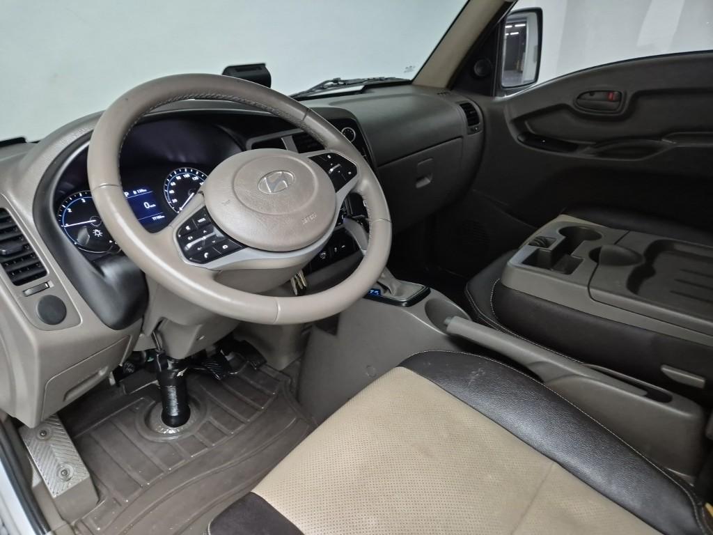 Hyundai Porter II Long Wheelbase Smart LPG Long Wheelbase Super Cab 7