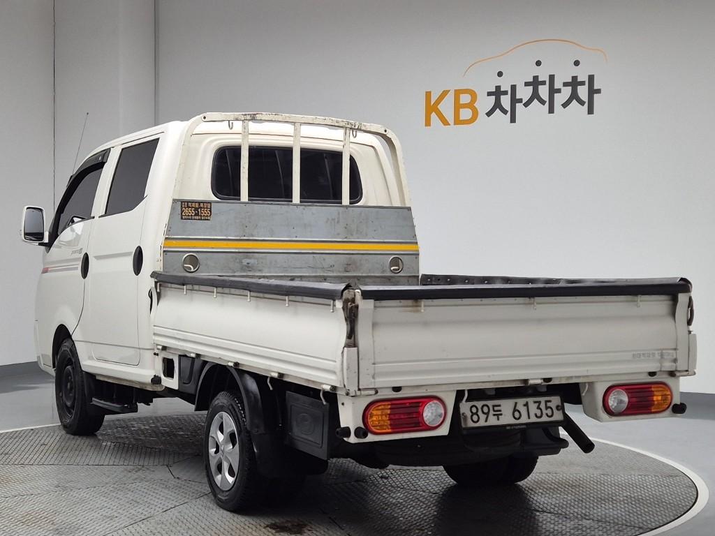 Hyundai Porter II Long Wheelbase Modern Long Wheelbase Double Cab 3