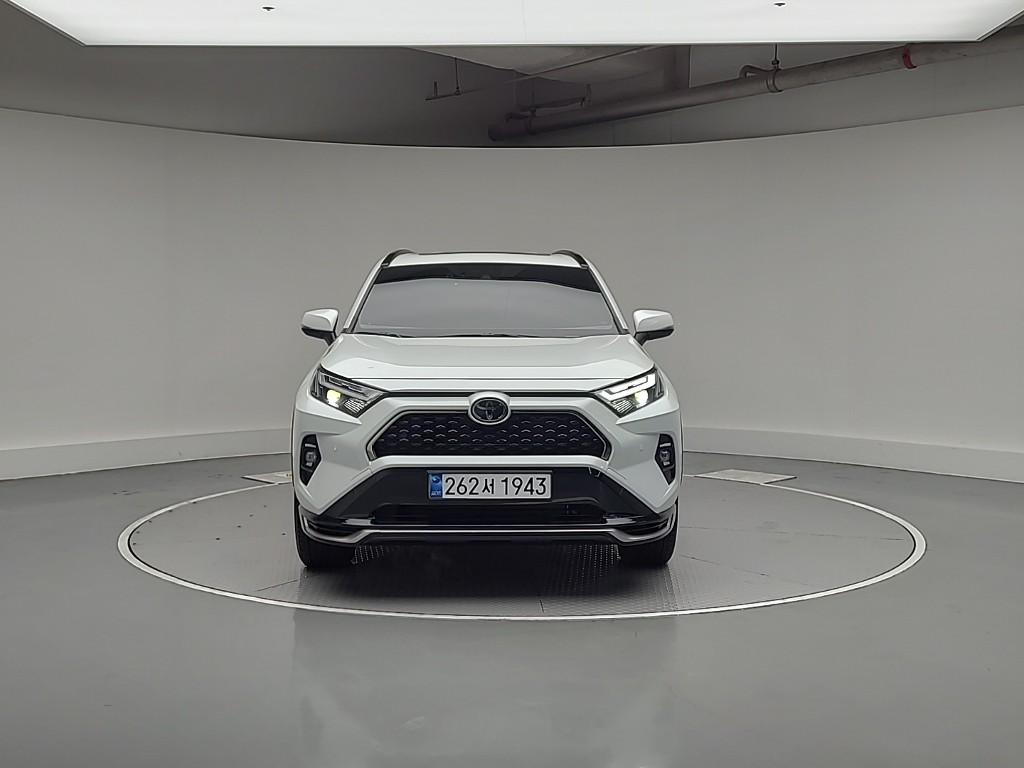 Toyota RAV4 XSE 2.5 PHEV AWD 3