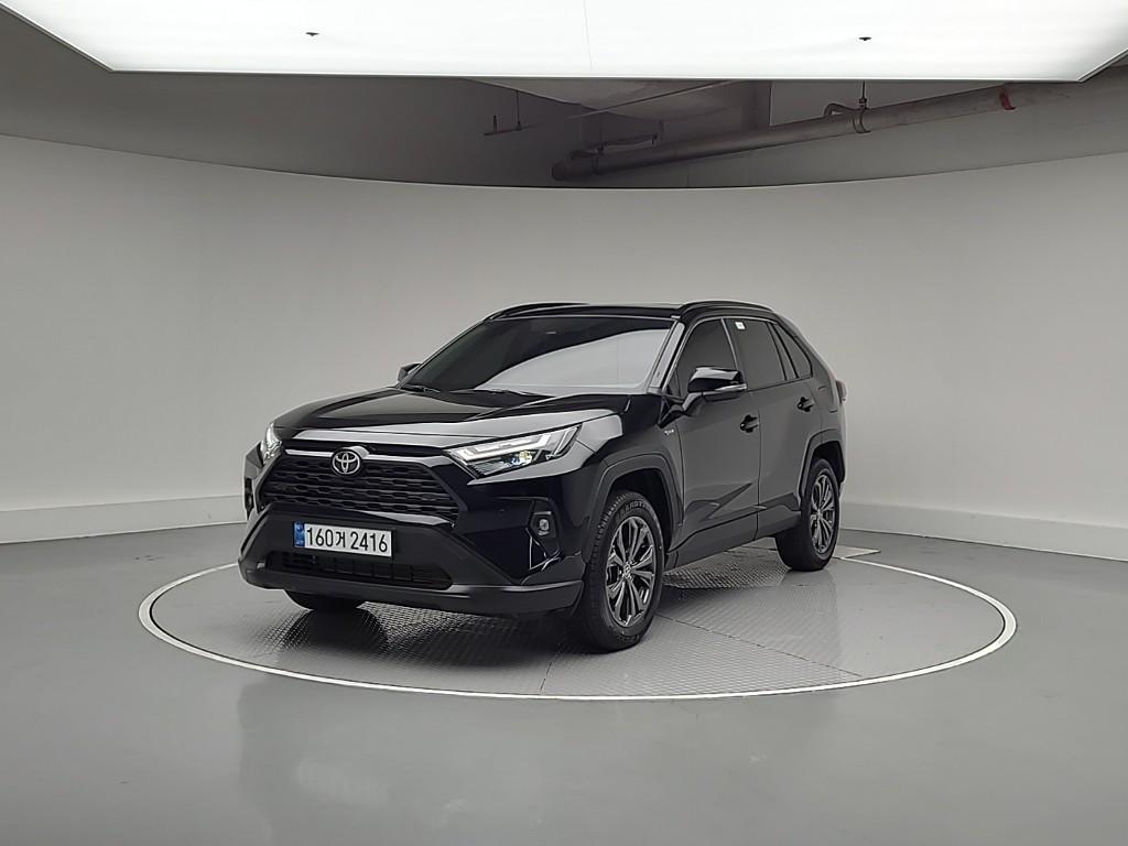 Toyota RAV4 XLE 2.5 Hybrid 2WD
