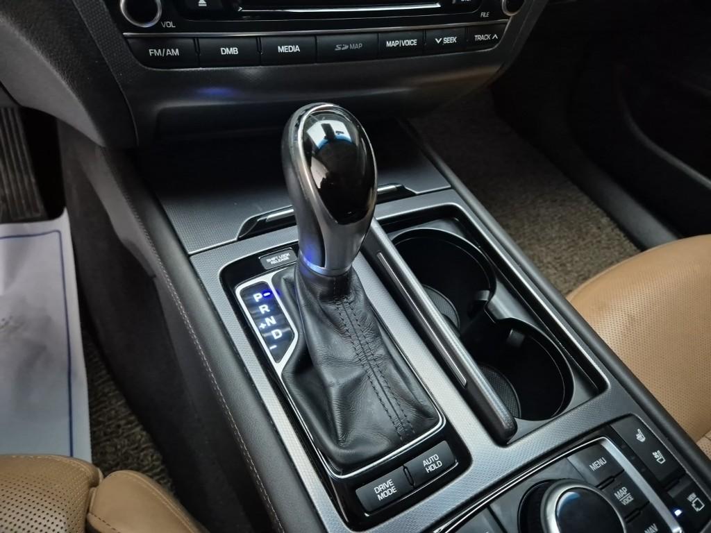 HYUNDAI Genesis DH G380 AWD