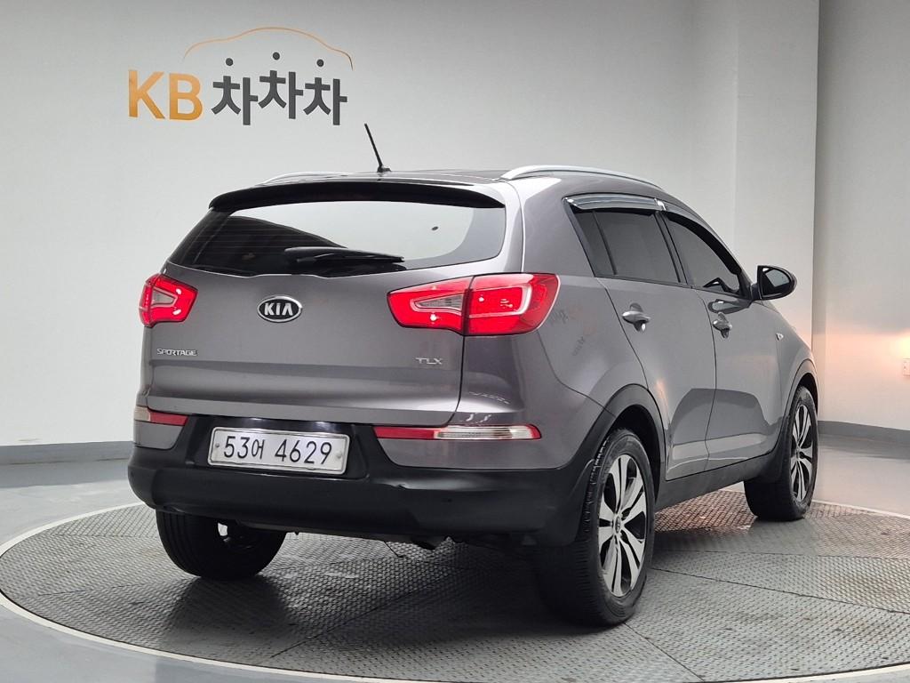 Kia Sportage R TLX Premium Type 2.0 Diesel 2WD M/ T 4