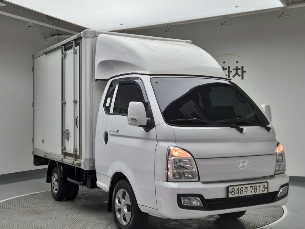 Hyundai Porter II LPG Super Cab LPG High Fixed Floor Long Wheelbase Super Cab 5