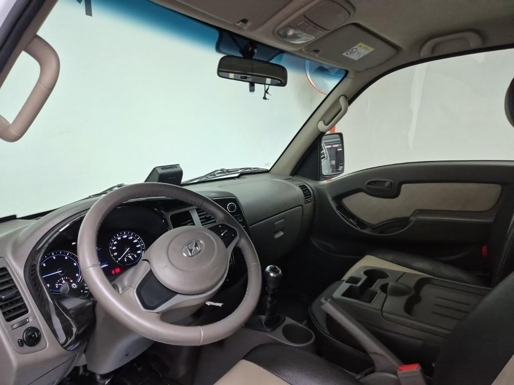 Hyundai Porter II Long Wheelbase Smart Long Wheelbase Double Cab 7