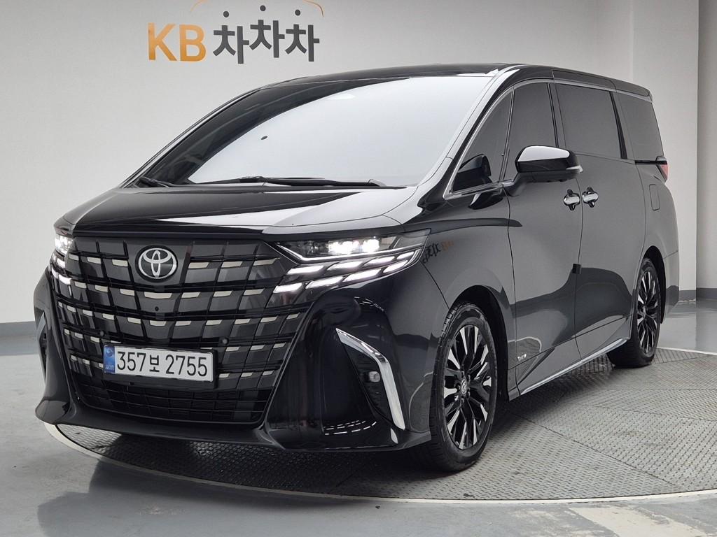 Toyota Alphard 2.5 HEV AWD 2