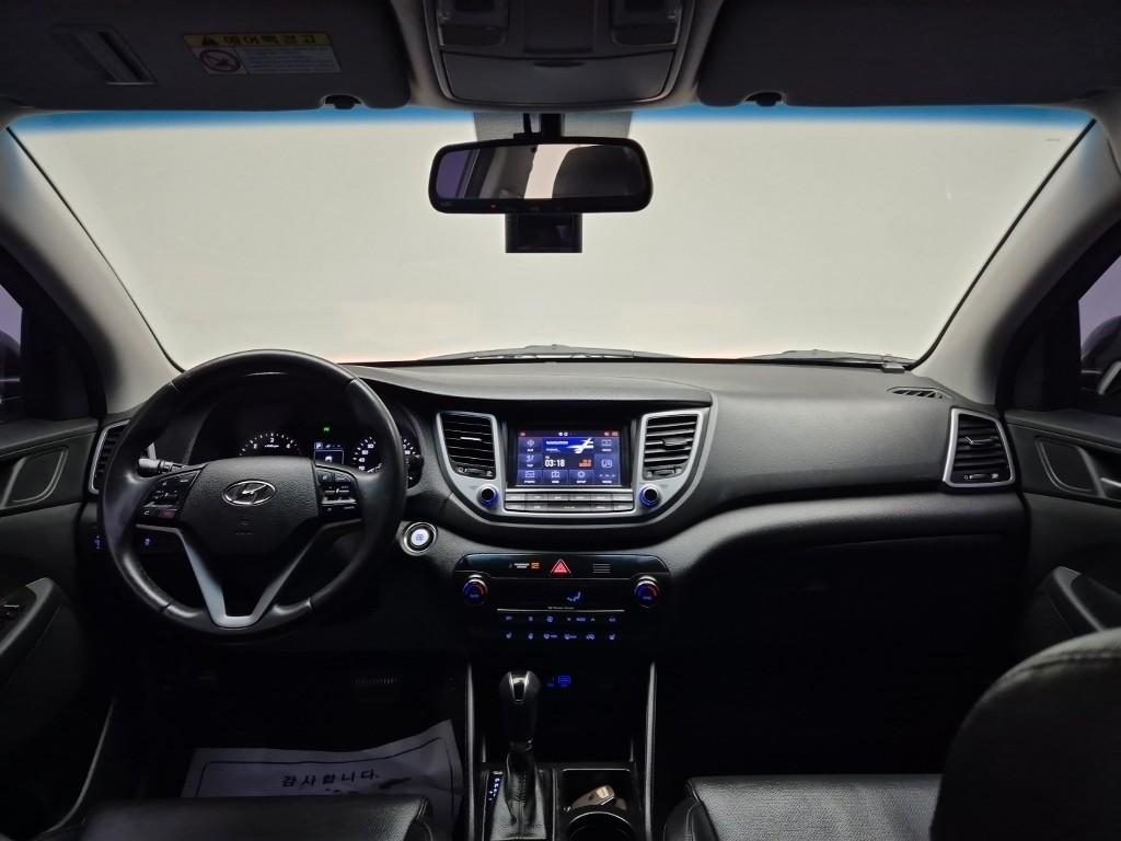 Hyundai Tucson Modern e-VGT UⅡ 1.7 2WD 8