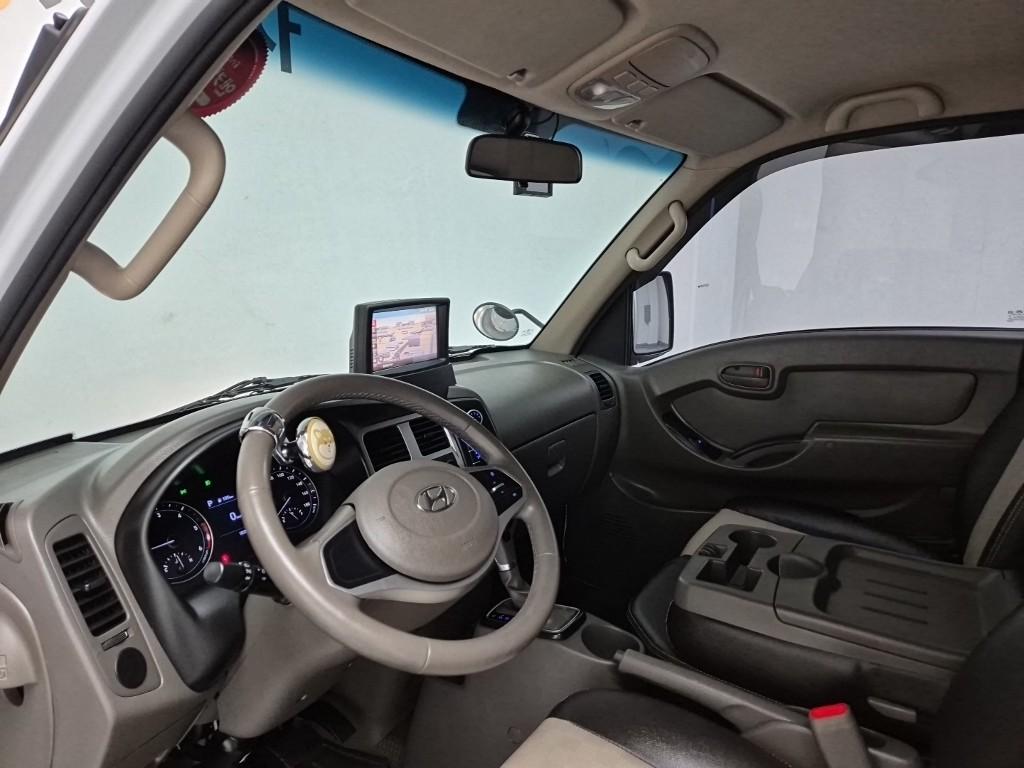 Hyundai Porter II Long Wheelbase Smart Long Wheelbase Super Cab 8