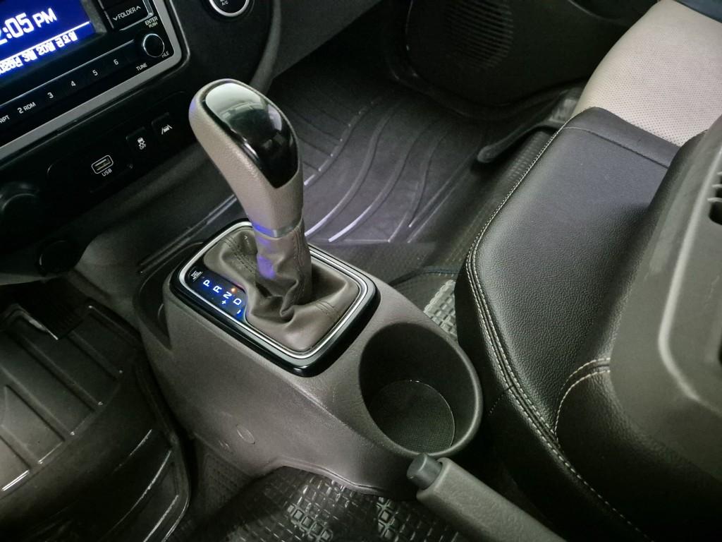 Hyundai Porter II LPG Super Cab LPG High Fixed Floor Long Wheelbase Super Cab 8