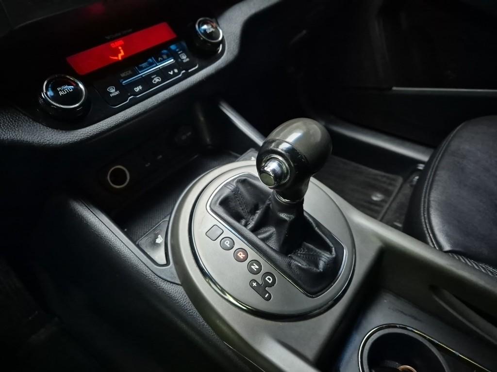 Kia Sportage R Trendy 2.0 Diesel 2WD 9