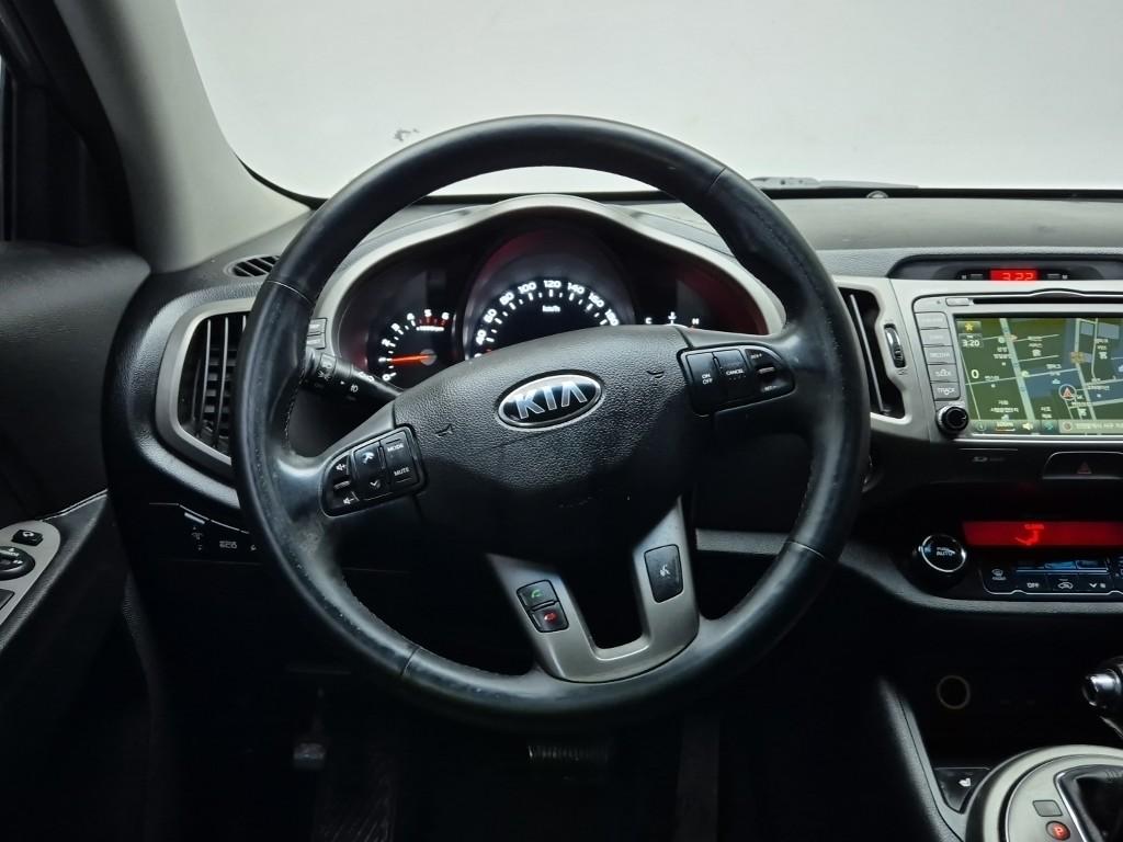 Kia Sportage R Trendy 2.0 Diesel 2WD 10