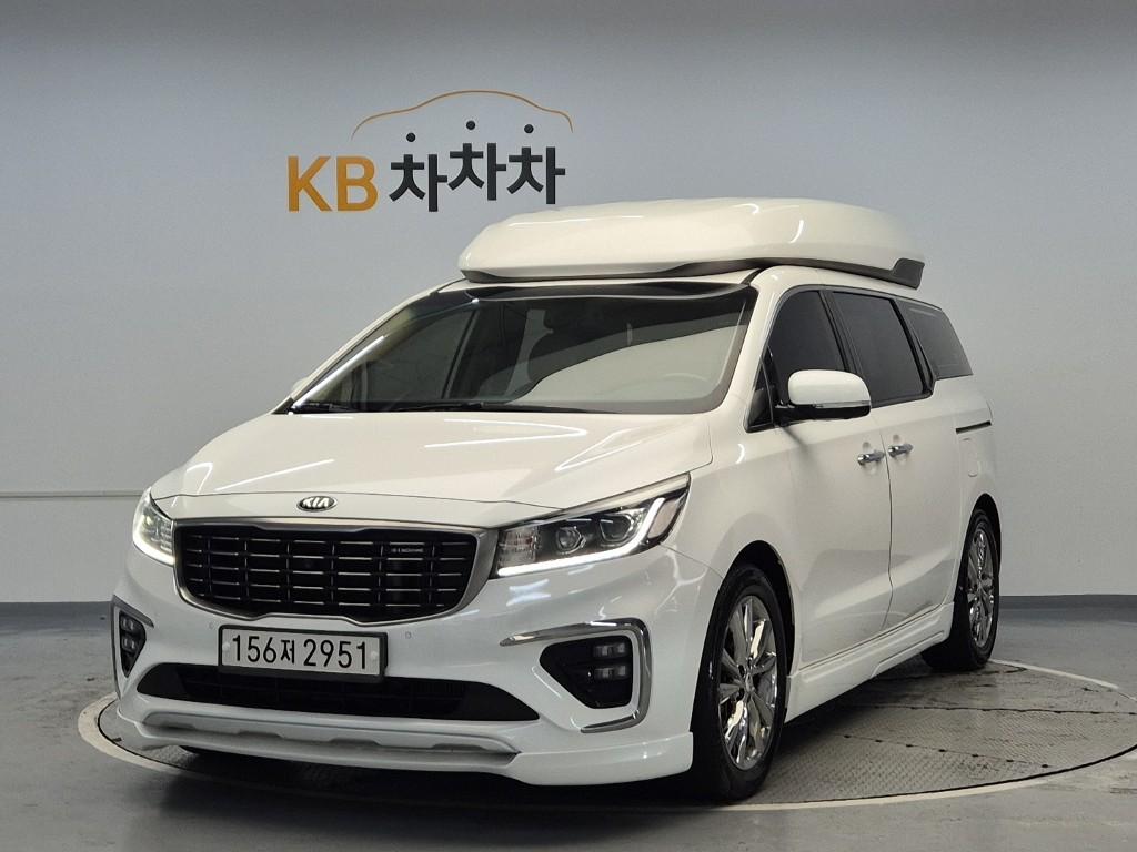 Kia Carnival YP VIP R 2.2 E-VGT High Limousine