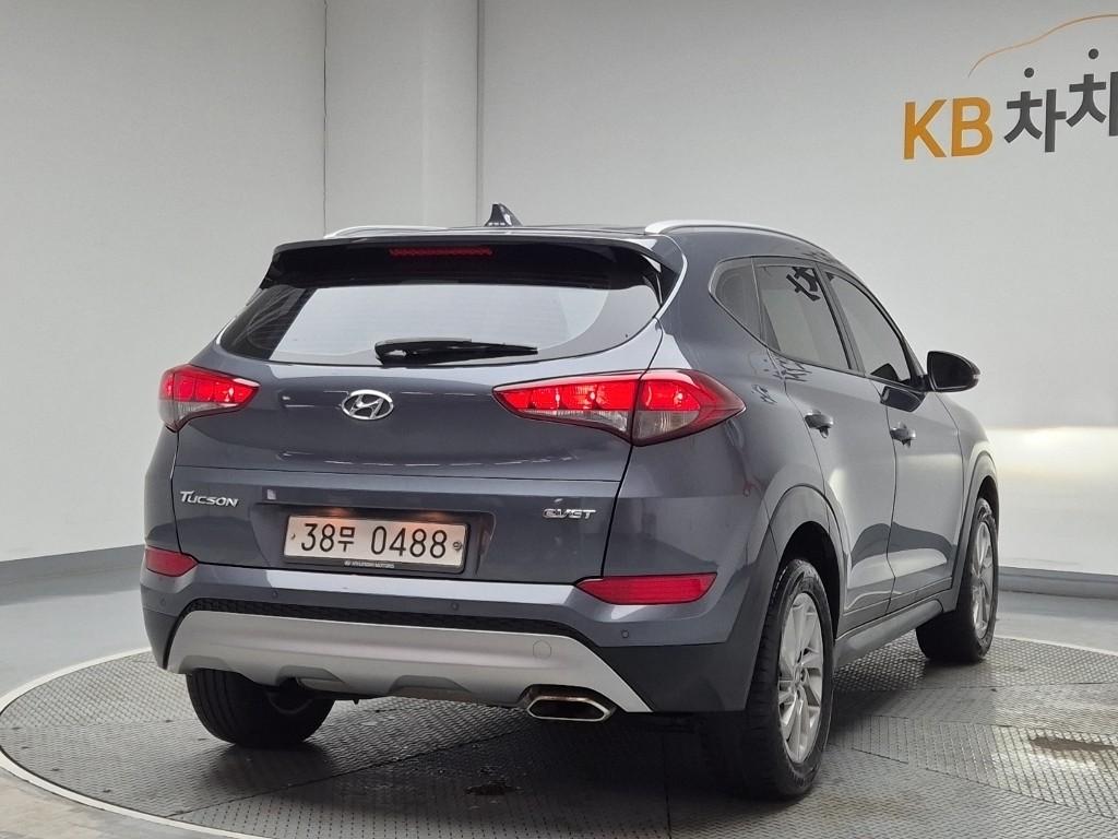 Hyundai Tucson Modern e-VGT UⅡ 1.7 2WD 4