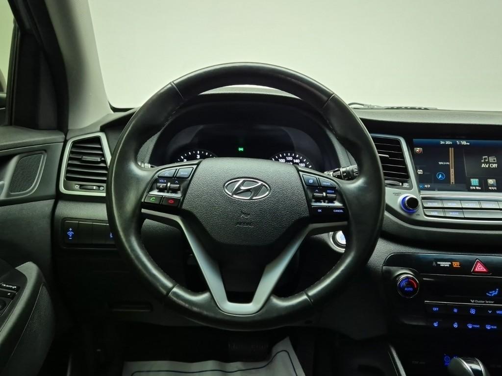 Hyundai Tucson Modern e-VGT UⅡ 1.7 2WD 10