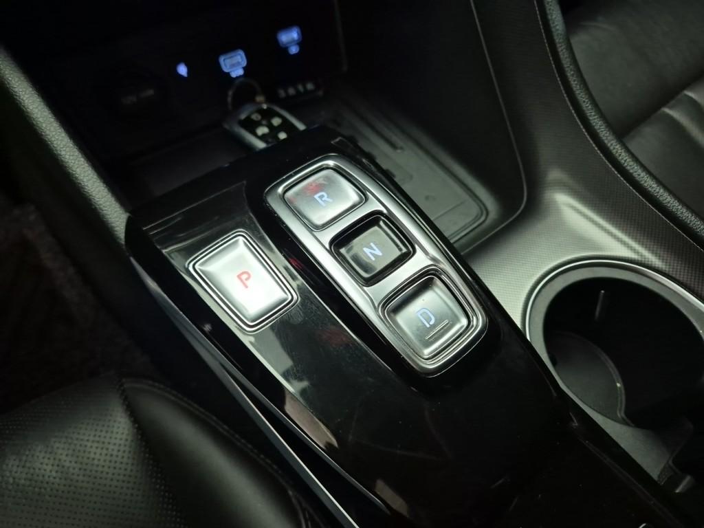 Hyundai Sonata DN8 Premium Family Smart Stream Gasoline 2.0 9