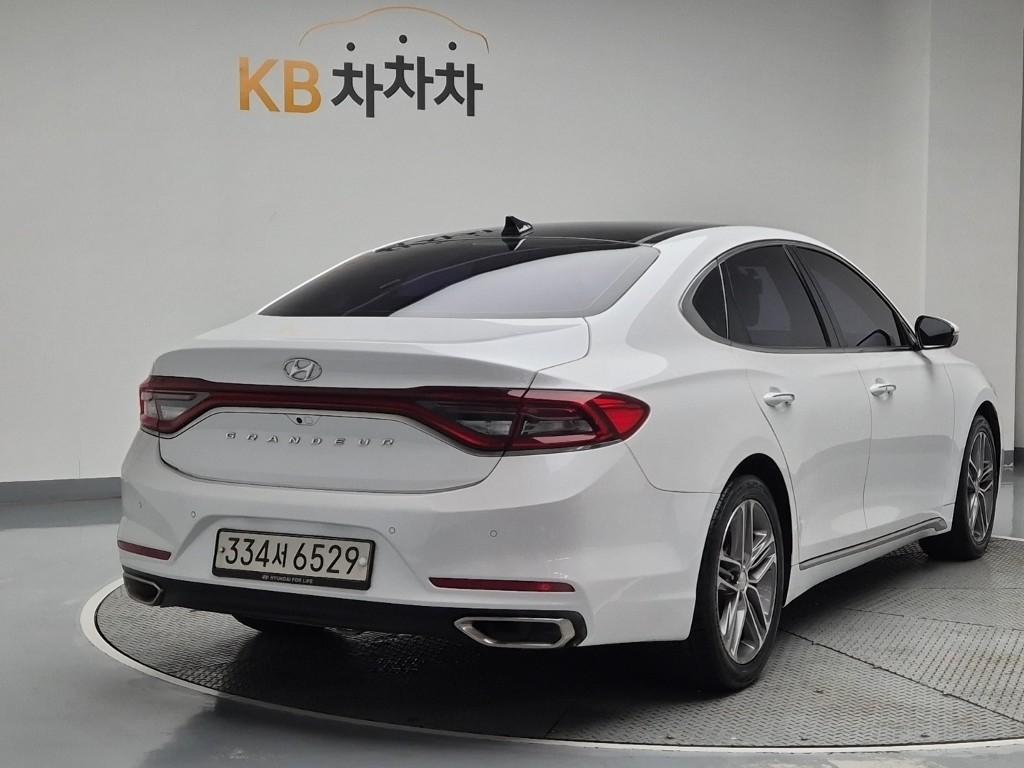 Hyundai Grandeur IG Exclusive Special 3.0 LPi 4