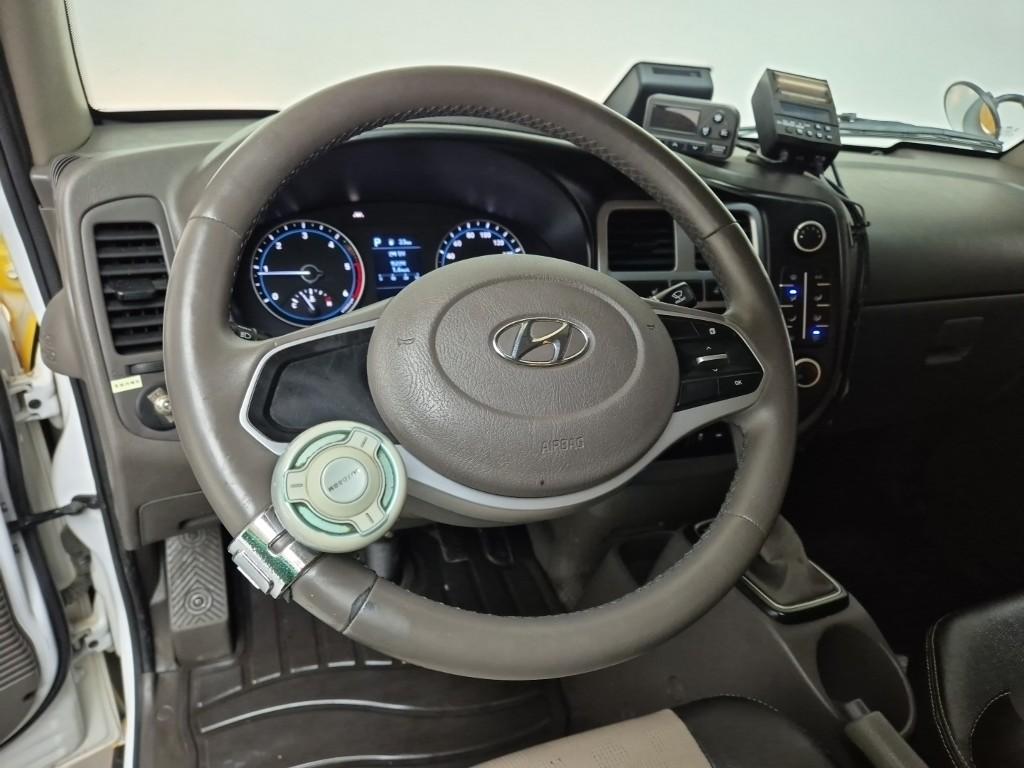 Hyundai Porter II Long Wheelbase Smart Long Wheelbase Super Cab 9