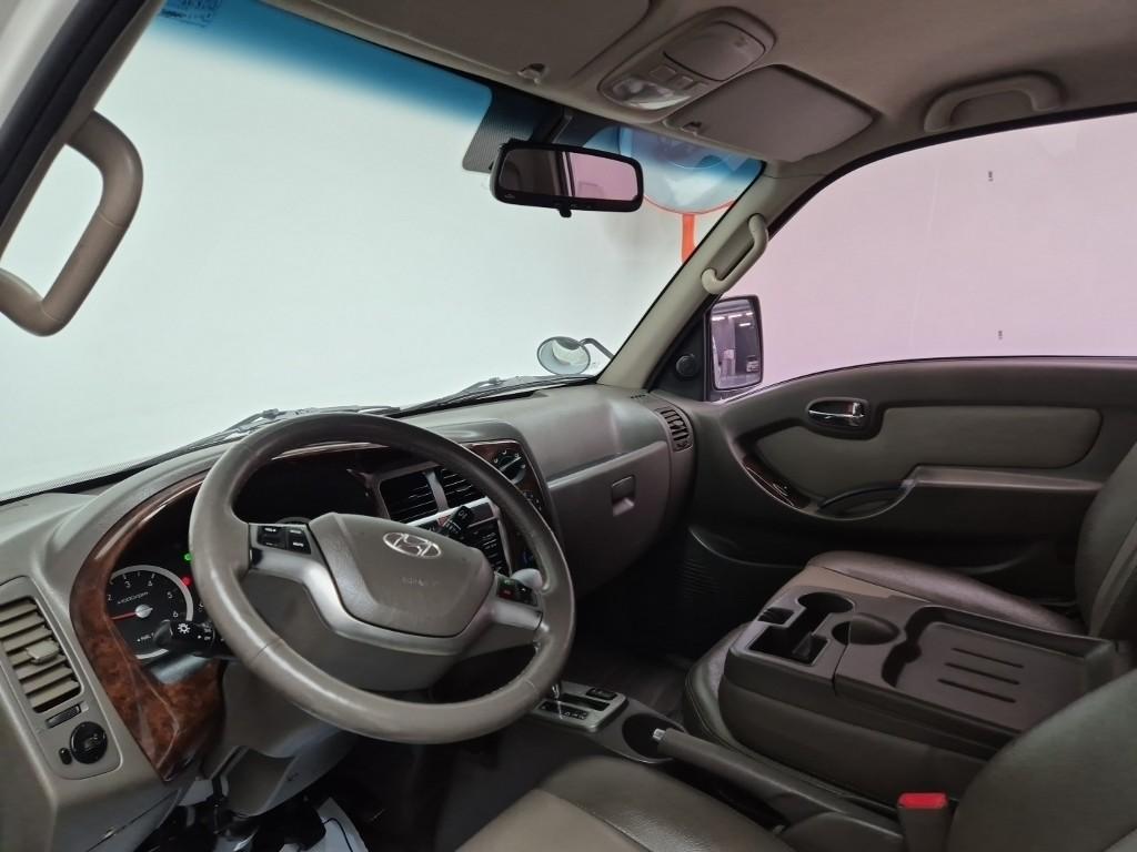 Hyundai Porter II Long Wheelbase Gold Long Wheelbase Double Cab 7