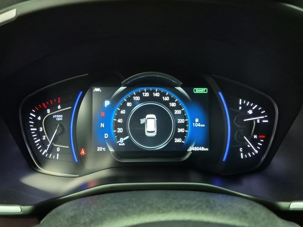 Hyundai Santa Fe New Inspiration e-VGT R2.0 2WD 7