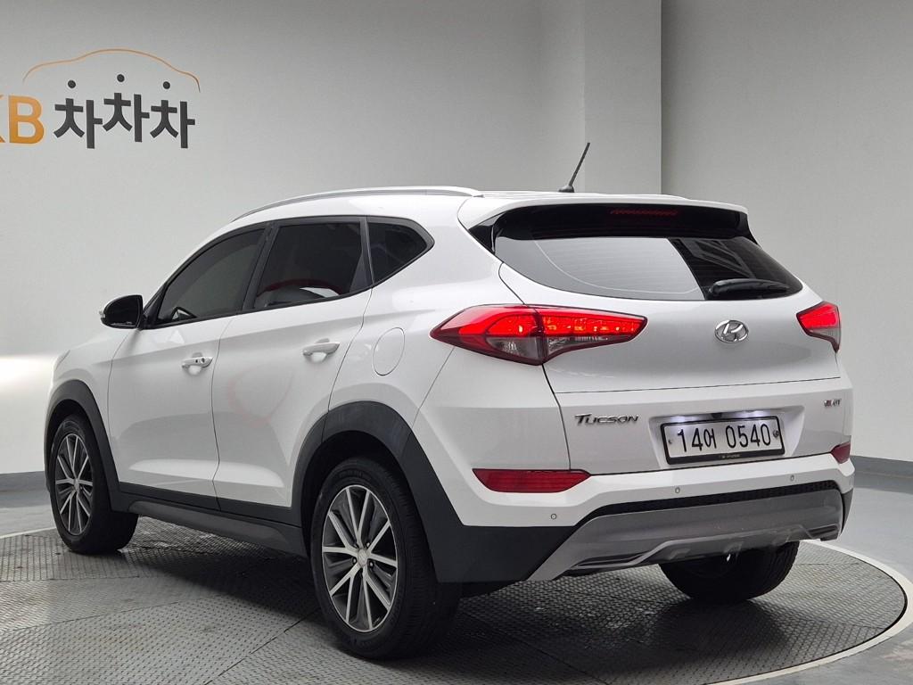 Hyundai Tucson Modern e-VGT UⅡ 1.7 2WD 3
