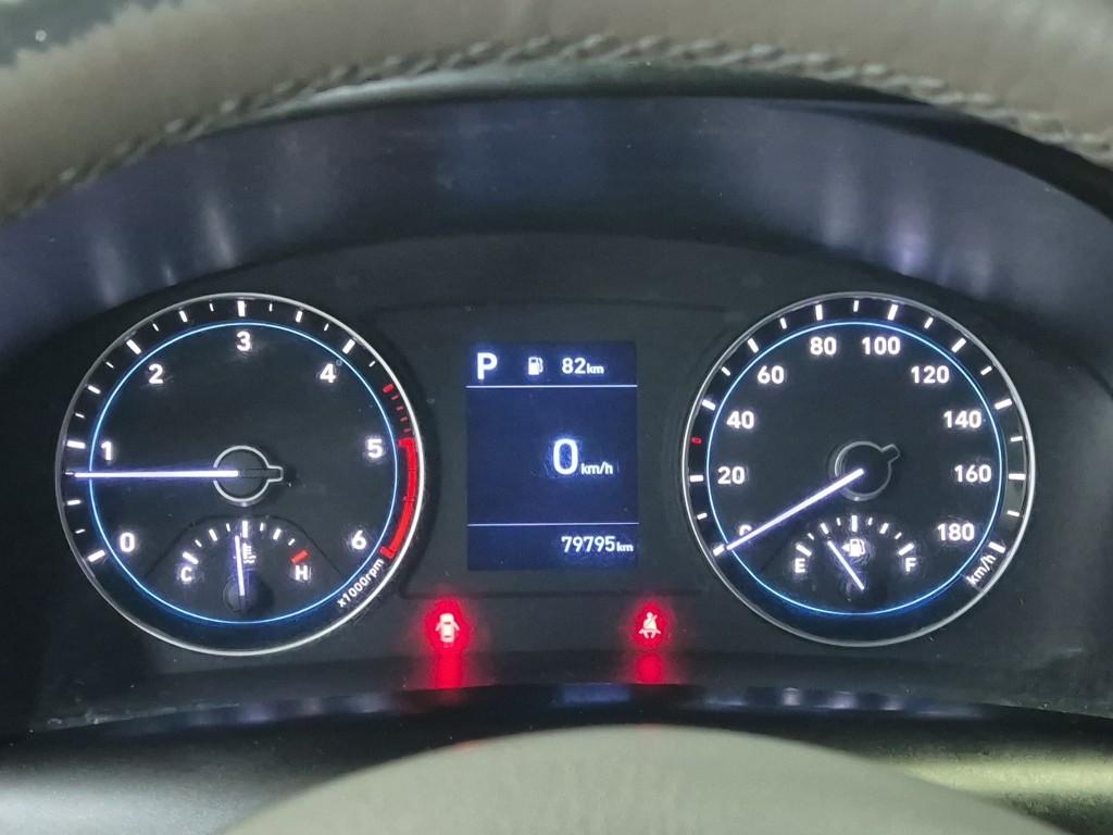 Hyundai Porter II Manual Wing body Long Wheelbase Super Cab 6